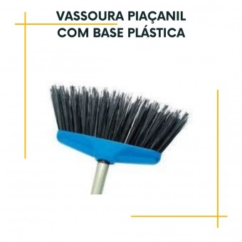 Vassoura Piaçanil com Base Plástica com cabo